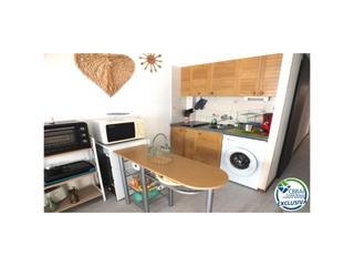 Flat  Travesia berganti tr 1. Bonito apartamento de 1 habitación en santa margaritaroses