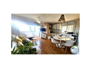 Appartement  Sector delta muga 9. Piso con vistas panorámicas y a solo 50 metros de la playa  con
