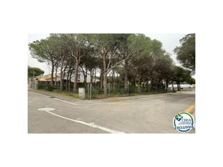 Terreny residencial a Nord. Bonita parcela de 468 m2 a tres vientos para construir casa de 2