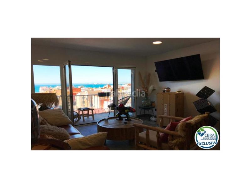 Foto dd7e9828-1f90-4c5c-a746-212659a907c2. Pis a Centre Roses