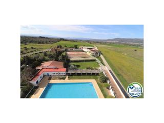 Estudi  Calle de l'alhambra 47. Acogedor estudio con vistas espectaculares a la montaña y licenc