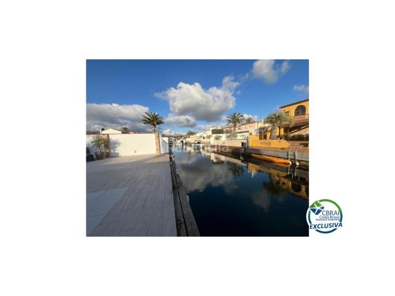 Foto 0ca0c49e-c7e0-4b1b-b5b2-4ded717d6205. Haus in sector falconera 35a in Cap Ras - Creus - Falconera Empuriabrava