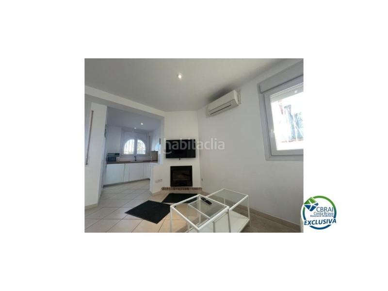 Foto 6c77ad11-821a-47e6-b950-5ae5ff6e3e85. Haus in sector falconera 35a in Cap Ras - Creus - Falconera Empuriabrava