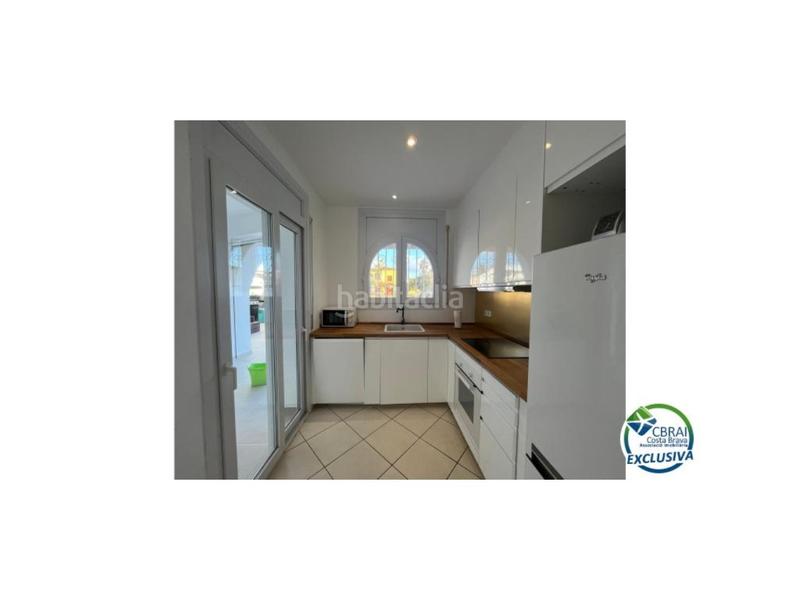 Foto 8a0495e6-0330-4597-a82d-9aaaf6670ae1. Haus in sector falconera 35a in Cap Ras - Creus - Falconera Empuriabrava