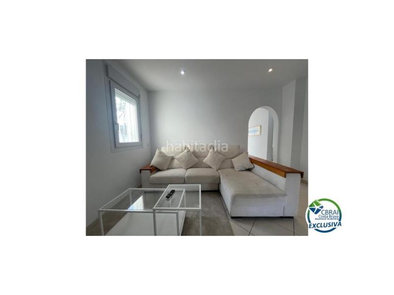 Foto 96c5da55-f2d2-49e3-a0d7-3ab328b95dc7. Haus in sector falconera 35a in Cap Ras - Creus - Falconera Empuriabrava