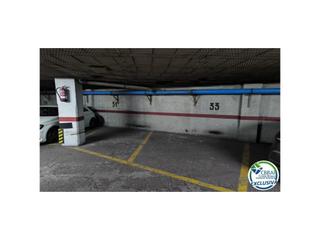 Parking coche  Calle pujada al castell 45. Plaza de aparcamiento subterránea
