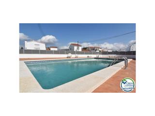 Casa  Calle de la punta de la ferrera. Adosado en venta en roses, con 80 m2, 3 habitaciones y 1 baño, p