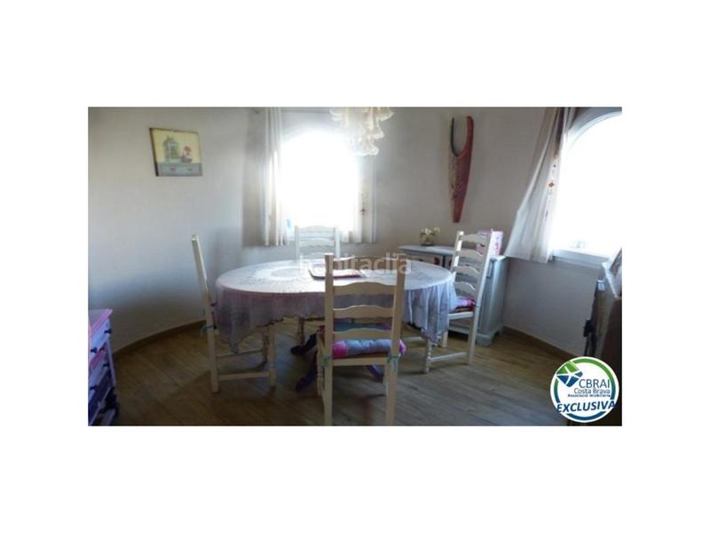 Foto 6e494ea0-fe5c-4959-a56c-493080fa6f53. Pis amb aparcament a Carmençó Empuriabrava