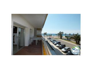 Etagenwohnung in Avenida De La Gola De L'Estany 10