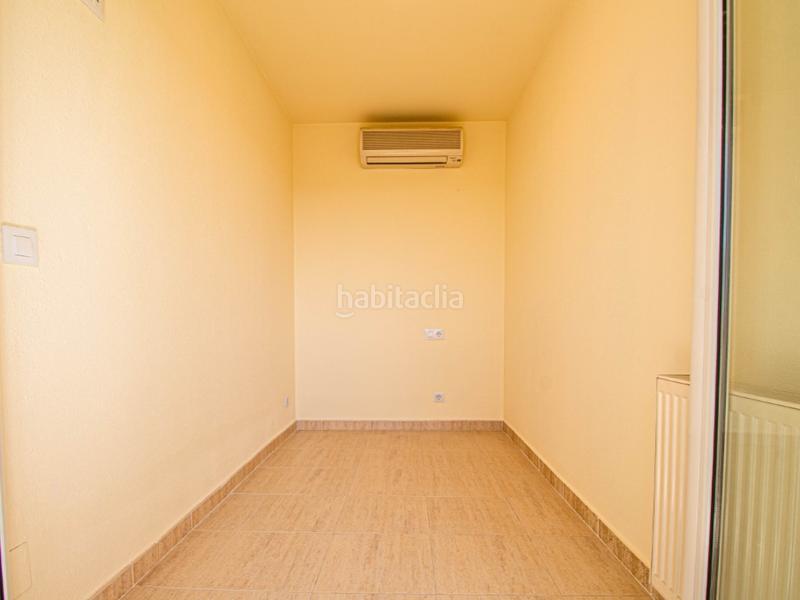 Foto 009b4338-ca62-44d3-9107-1e6c967ded03. Zweistöckige wohnung mit parking in Centre Figueres