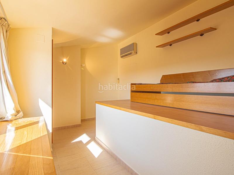 Foto 1e78f3d9-97b1-4b38-87d7-ea415aa4faa7. Zweistöckige wohnung mit parking in Centre Figueres