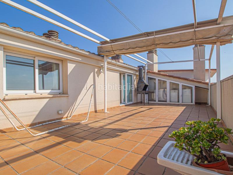 Foto 28058d0a-e810-46e7-ae0a-dd90071ce267. Zweistöckige wohnung mit parking in Centre Figueres