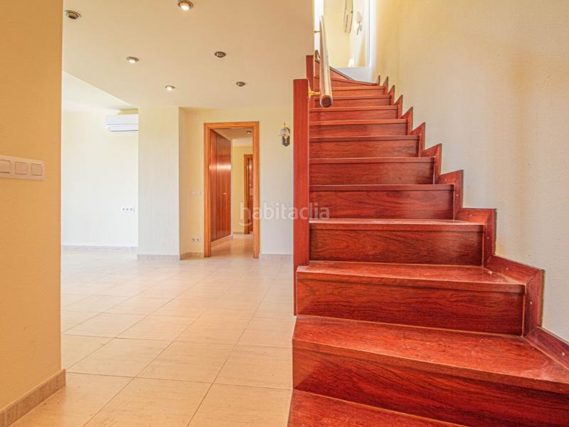 Foto 7cd60b8f-5e97-46a9-83b3-bb6c84c052e8. Zweistöckige wohnung mit parking in Centre Figueres