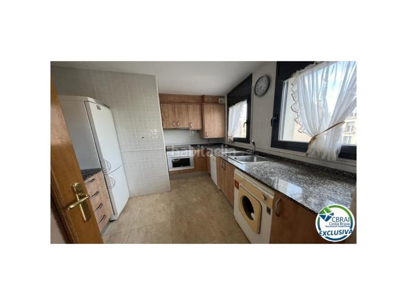 Foto 7acbbd4d-791e-4c4b-a113-c277c6b7e26b. Pis a calle de la riera ginjolers 53 a Centre Roses