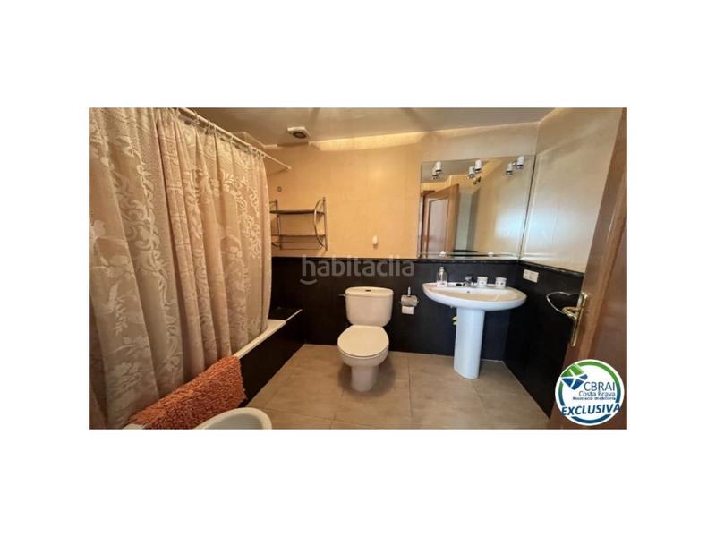 Foto dc55460f-dad0-4a02-8532-f220afc1a188. Pis a calle de la riera ginjolers 53 a Centre Roses