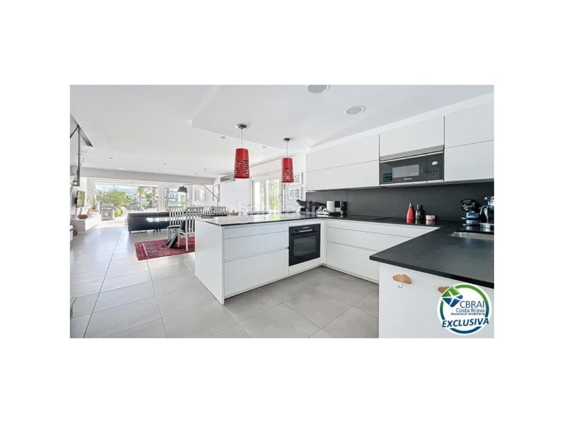 Foto 0db2fbf8-62b9-4591-b27c-416647c0ce88. Casa amb aparcament a Tordera - Fluvià - Llobregat Empuriabrava