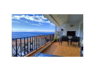 Etagenwohnung in Calle de joan timoneda 73. Magnifico piso vista mar en canyellesroses