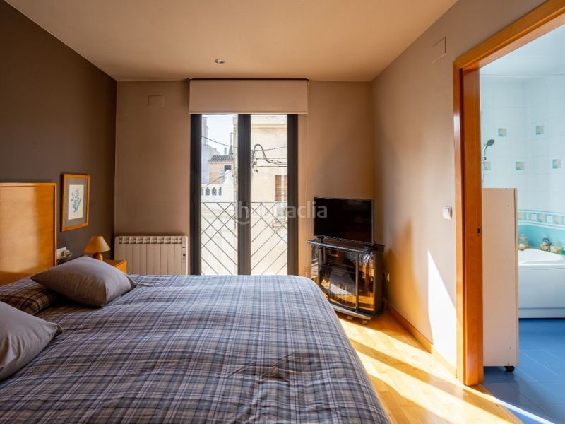 Foto f33e04bc-f7f2-43d4-9ae1-8d48c9209f1c. Casa a Poble Nou-Olivar Gran Figueres