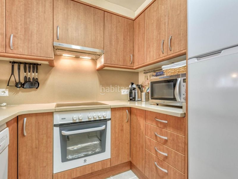 Foto 4f3c4b24-3726-4db7-a3ef-10aa5bac1e74. Pis a Salatar Roses