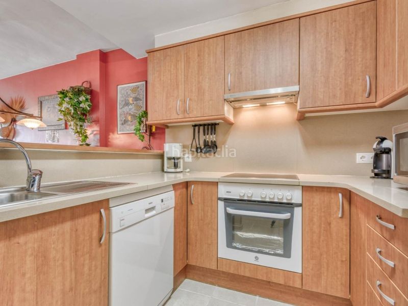 Foto b73d1b04-d8ff-47de-b74c-c183527959a0. Pis a Salatar Roses