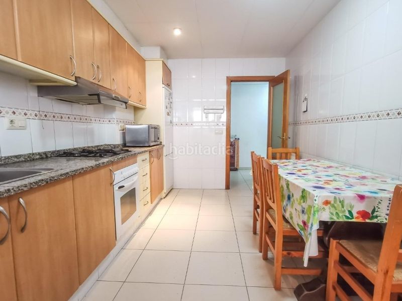 Foto 39a0742d-9af6-422b-8c8b-132c2cb70dba. Casa a Centre Roses