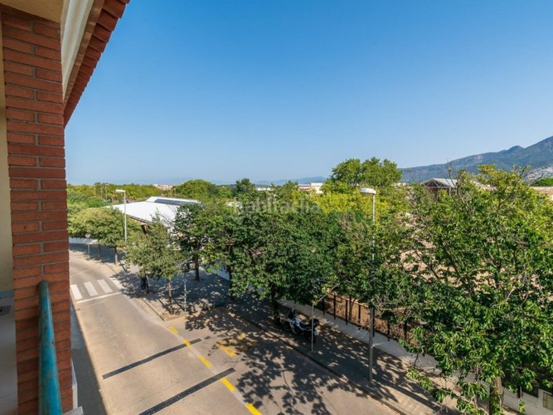 Foto 5d1d59c8-02c6-40cf-942d-8b7e03210ed3. Casa a Centre Roses