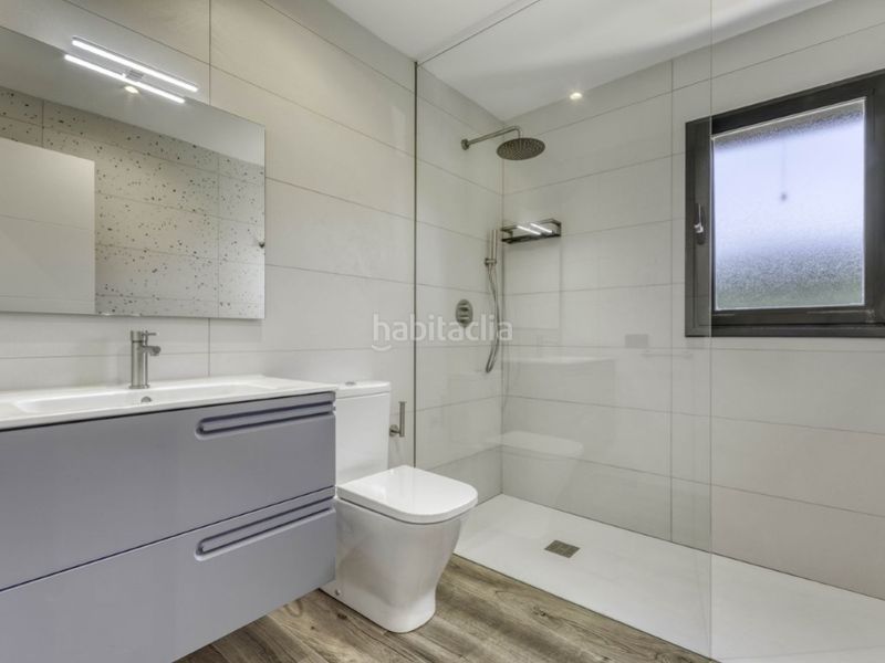 Foto 4b9fdd68-0f88-4493-ba09-cdcf57f20859. Casa amb piscina a Cistella