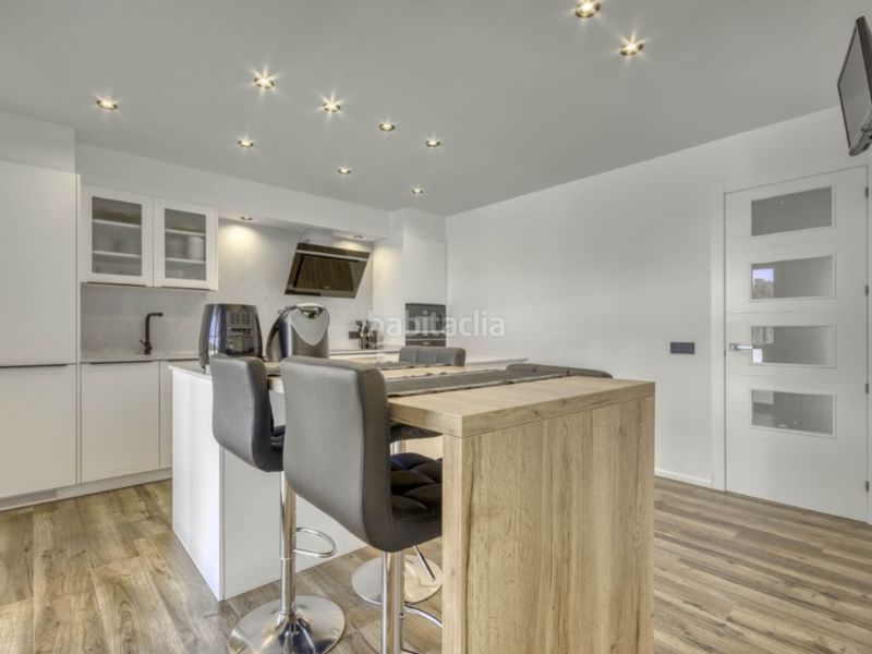 Foto 87248820-d27a-4db8-ad4c-7191eb4b552d. Casa amb piscina a Cistella