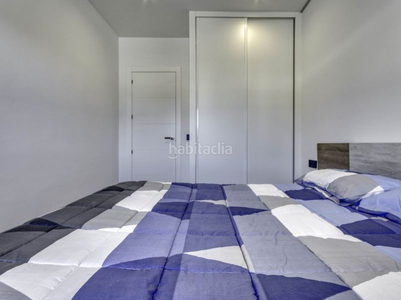 Foto bf645cbd-3163-4c94-beac-a04e55ae60b0. Casa amb piscina a Cistella