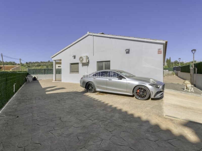 Foto efa934f7-6938-4df5-ada0-5533ae2fdc91. Casa amb piscina a Cistella