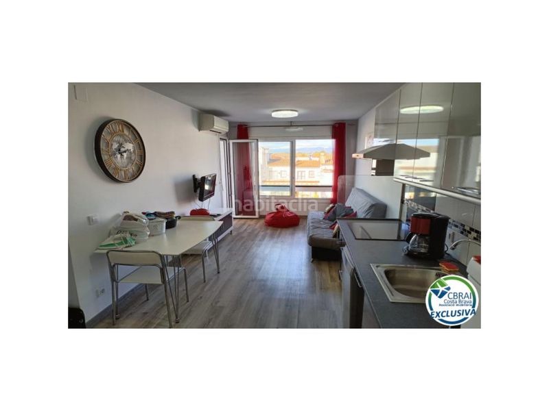 Foto 2f39d375-011f-4023-83ff-2b2a07504c54. Pis a Alberes Empuriabrava