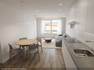 Pis  Carrer alberes. Apartamento renovado con vista al canal en empuriabrava
