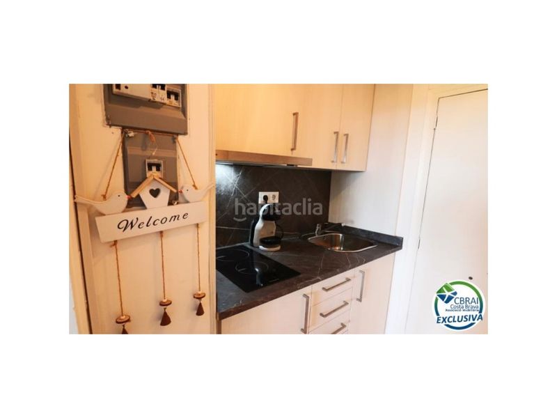 Foto 7f1652f4-38c2-408a-950b-a846f8f12f95. Estudi a calle de l'alhambra 47 a Nord Roses