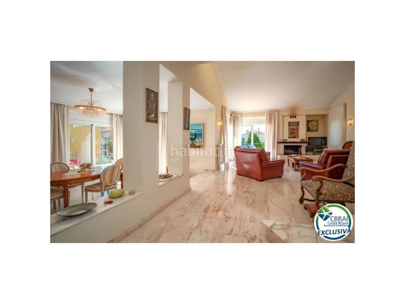 Foto 646ae853-f5ce-40fb-863f-70be8c534e03. Casa a calle d'aristotil 27 a Els Grecs-Mas Oliva Roses