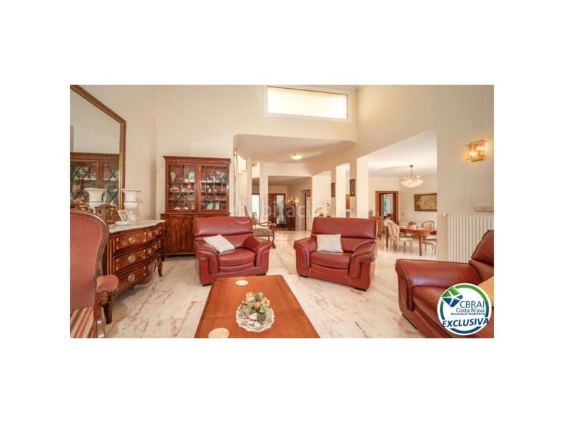 Foto a215802a-688e-4400-9fc9-c4ac52109288. Casa a calle d'aristotil 27 a Els Grecs-Mas Oliva Roses