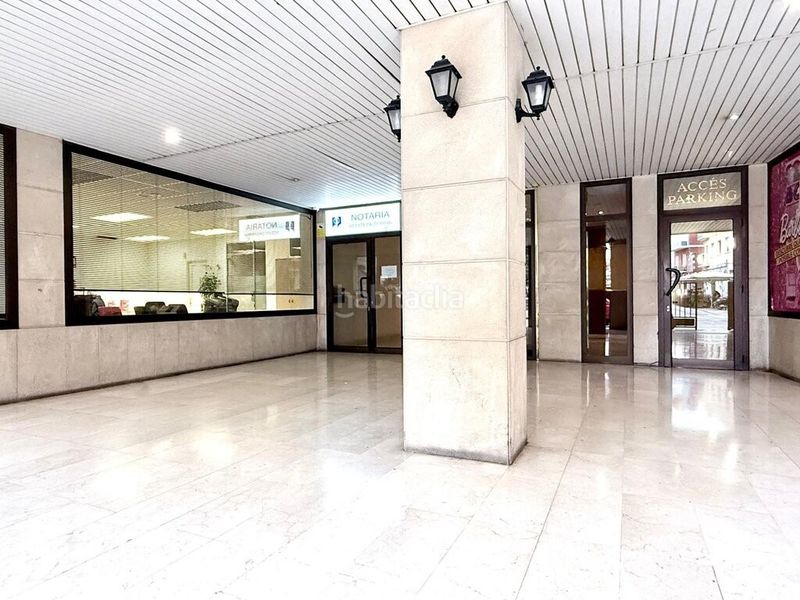 Foto 776bd459-5170-4439-a282-38e19e4e64eb. Aparcament cotxe a Centre Figueres