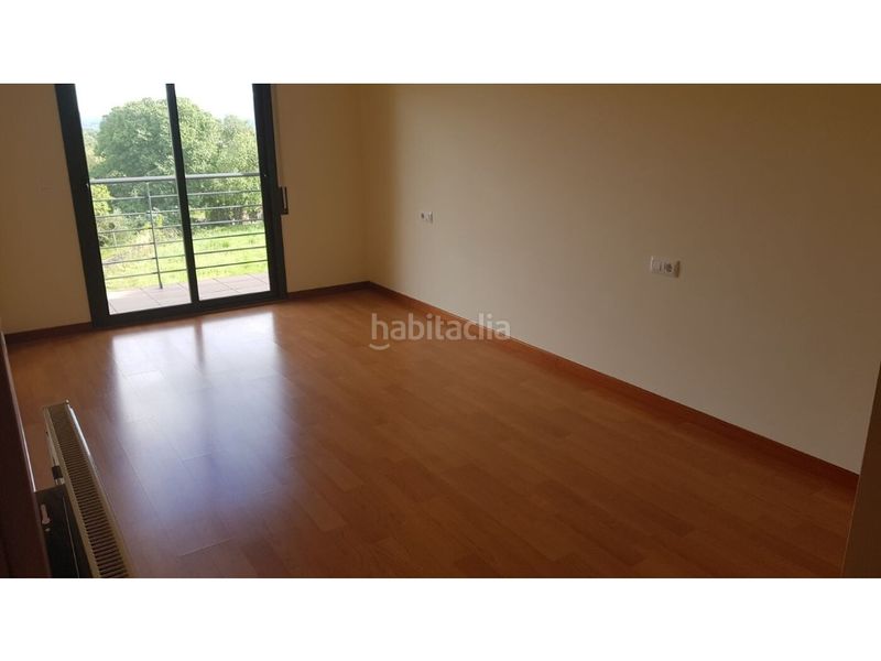 Foto 907ee8a9-6e3e-4c7a-8590-d5d87a214747. Casa amb aparcament a Garrigàs