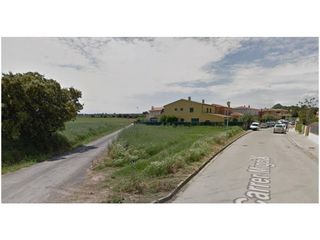 Terreny residencial  Calle migdia 14. Terreno urbano edificable de 777 m ubicado en mas pau