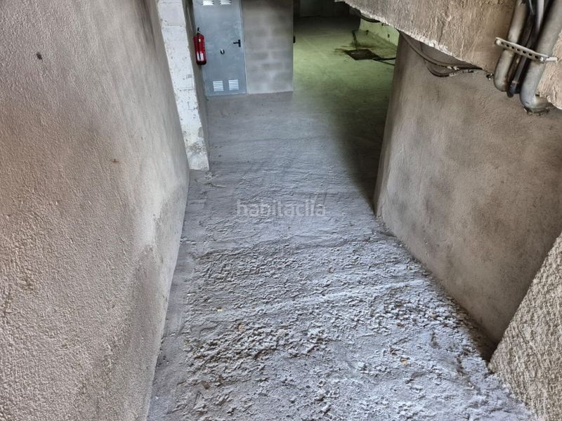 Foto a08ba112-b4f7-45fb-a364-01f3db99f067. Aparcament cotxe a Centre Roses