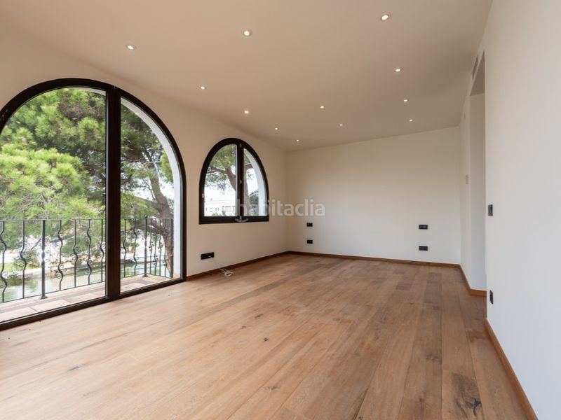 Foto a4ee0247-e0db-4090-8995-07bd32c93766. Casa amb calefacció a Requesens Empuriabrava