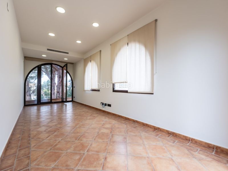 Foto eed500eb-2d52-4d0b-a9a8-4a8410b03e3c. Casa amb calefacció a Requesens Empuriabrava