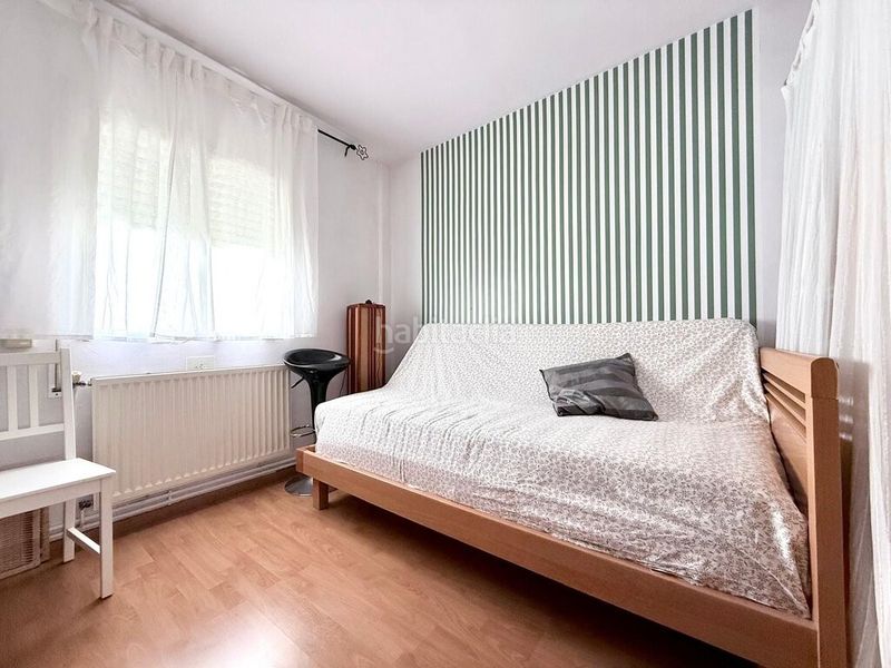 Foto c2dc2e91-4777-40db-b9c9-b4c860d2d521. Pis a Parc Bosc-Castell Figueres