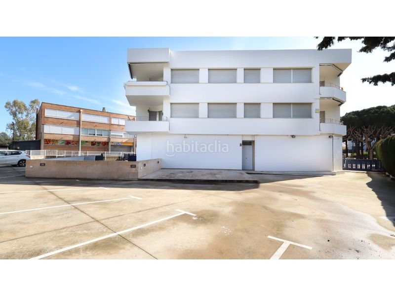 Foto 4cab5909-cd0e-4986-b3d9-b5e0b8cf2143. Pis amb aparcament a La Vila Llançà