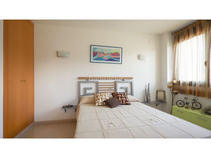 Foto ca90f7e9-6629-46e4-b146-c4562eb8b6d2. Pis amb aparcament a La Vila Llançà