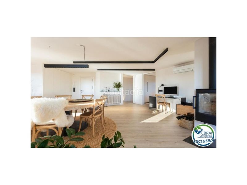 Foto a732091e-d66e-4f4b-870a-36ac0cf545da. Àtic amb aparcament a Eixample-Horta Capallera Figueres