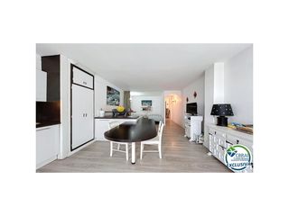 Appartamento in Calle de p calderon de la barca 6. Apartamento reformado a un paso del mar en roses
