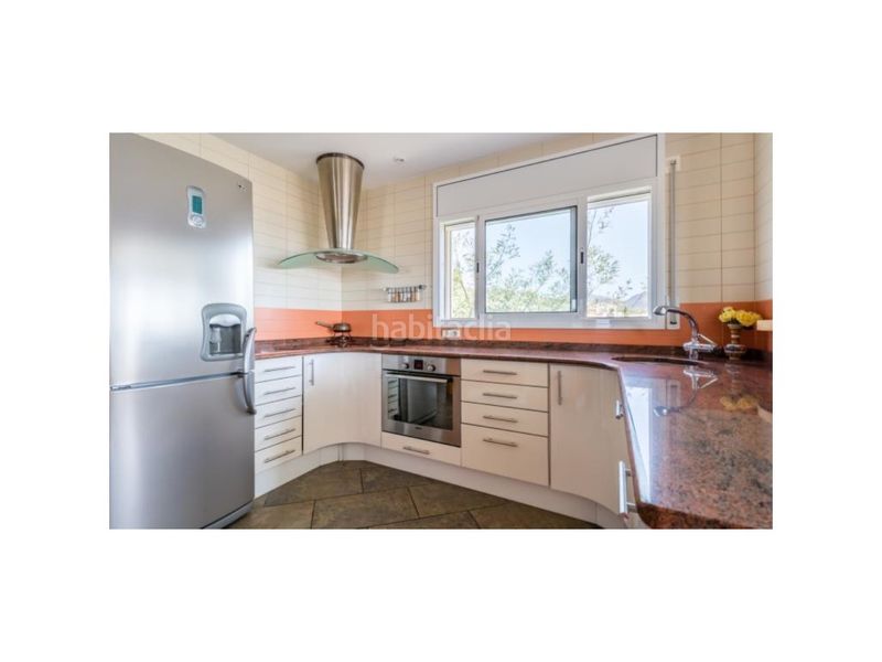 Foto b41d4a9d-16b8-4663-a4c3-9cf02a430417. Casa amb calefacció aparcament a Nord Roses