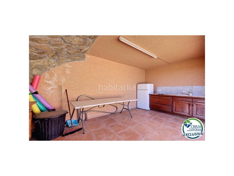 Foto 5f232a47-d108-4813-bb41-d840d8602903. Casa amb calefacció aparcament a Pau