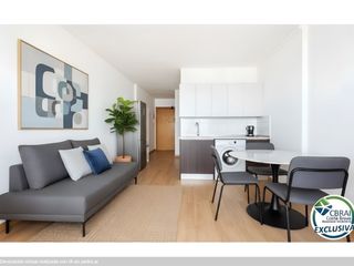 Estudi  Sector delta muga 9. Estudio en planta 17 con terraza y espectaculares vistas al mar