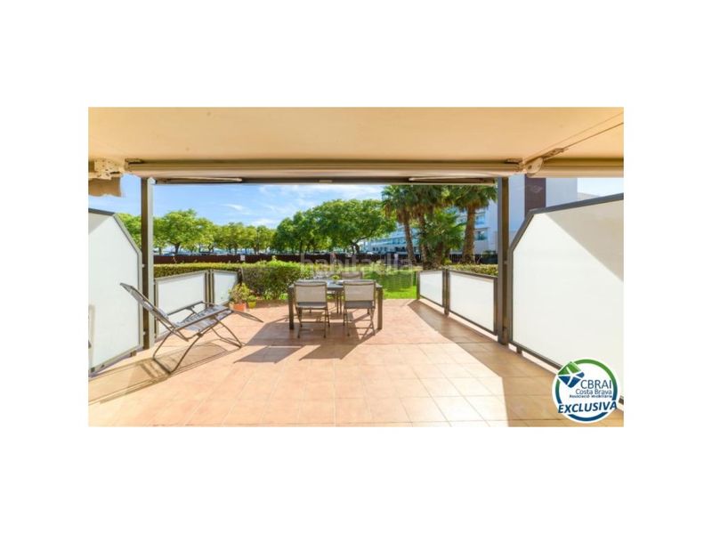 Foto bdeecf8c-2d90-4d82-bd2c-310de774554a. Pis a paseo maritim 29 a Salatar Roses